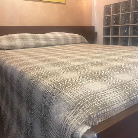 Be Your Home - Grazioso Monolocale Tra Porto E Stazione Чивитавекия Екстериор снимка